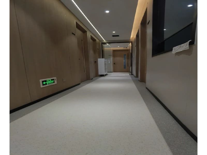 slip resistant vinyl stair nosing safety